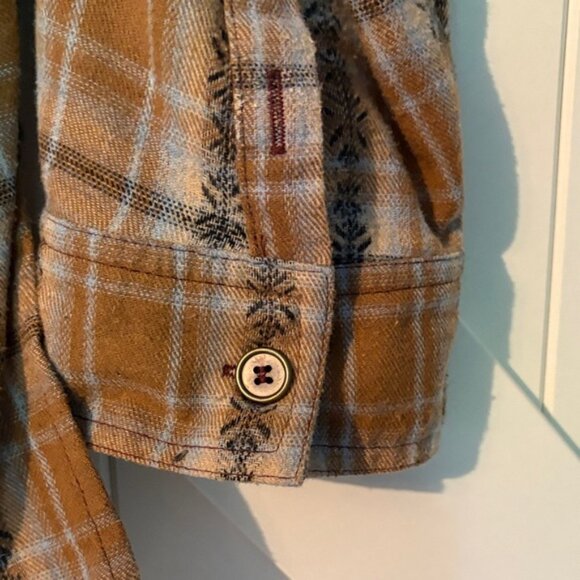 NWOT - NATURAL LIFE Women's Patchwork Plaid Button Down Shirt - Brown and Black - Picture 3 of 7